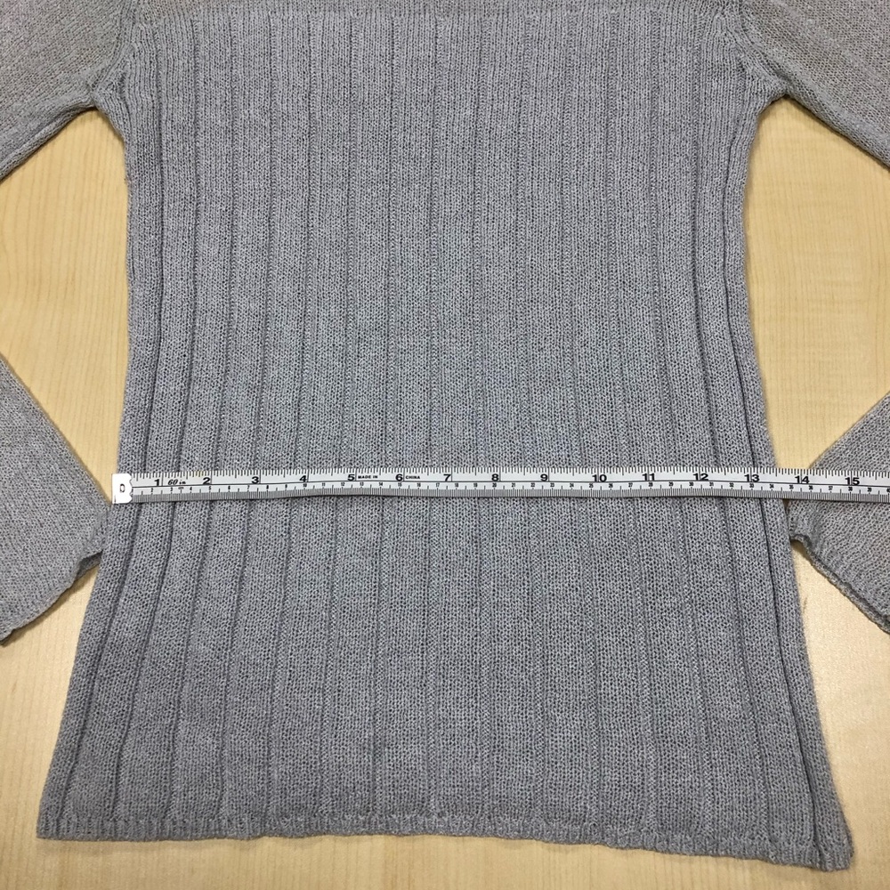 Express Light Silver Top Size Small - Picture 6 of 6